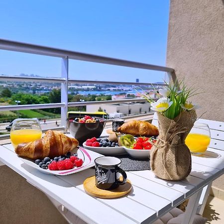 Luxury Apartment Salona エクステリア 写真