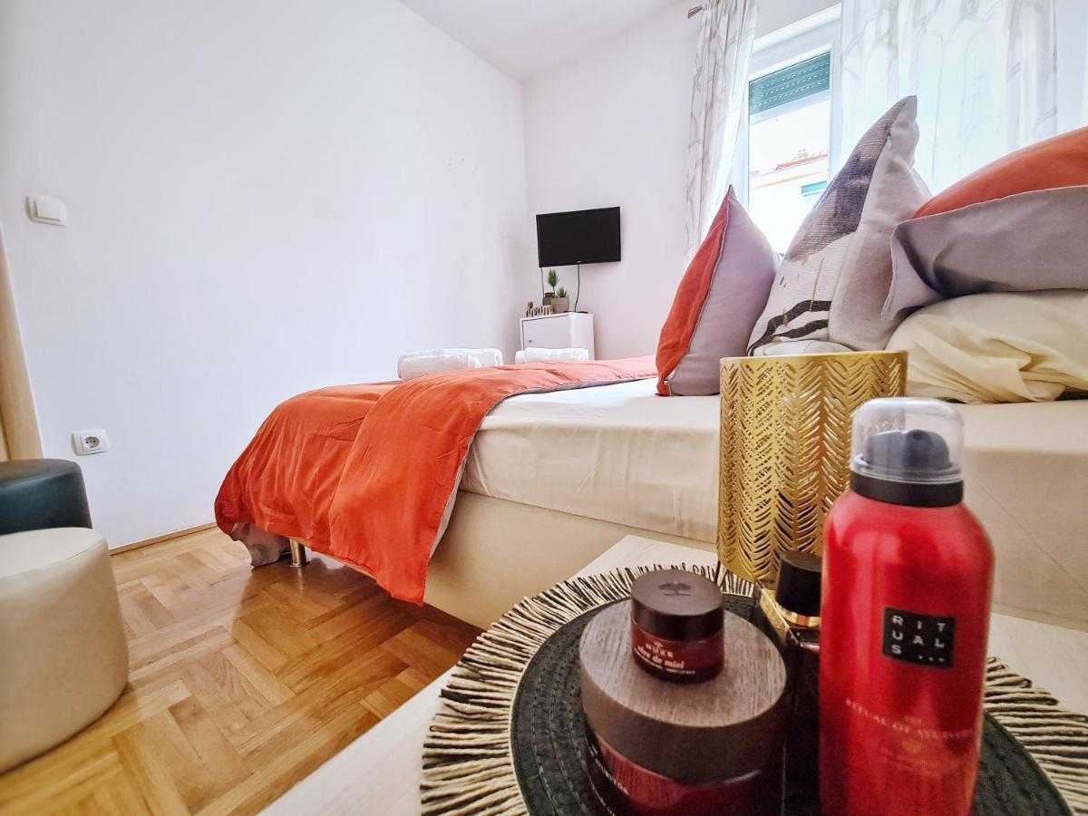 Luxury Apartment Salona エクステリア 写真