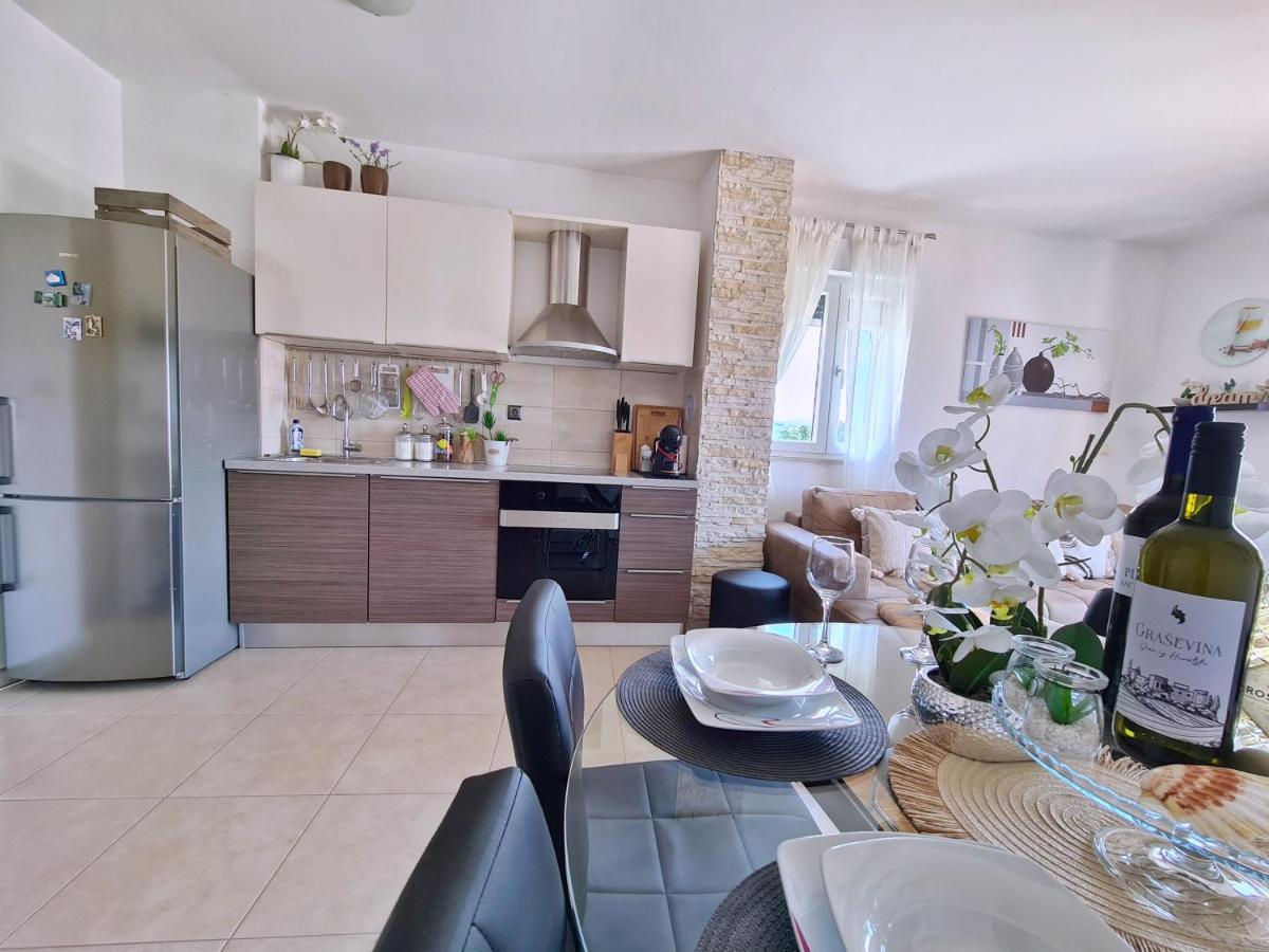 Luxury Apartment Salona エクステリア 写真