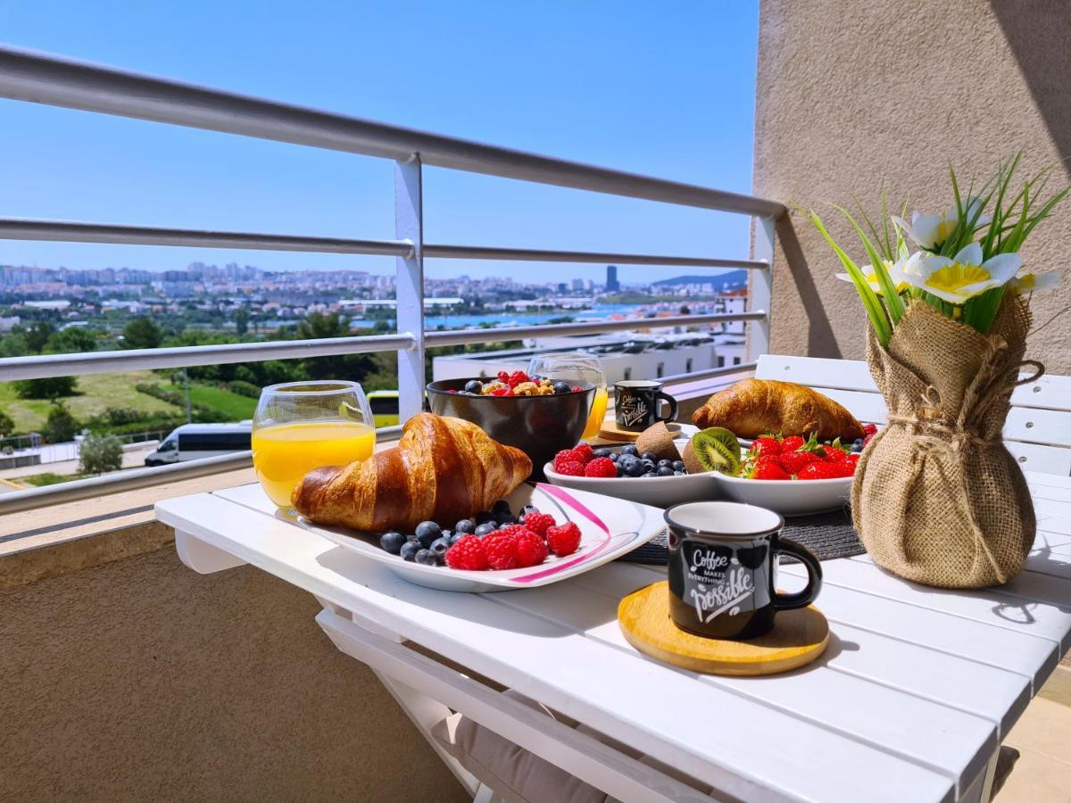 Luxury Apartment Salona エクステリア 写真
