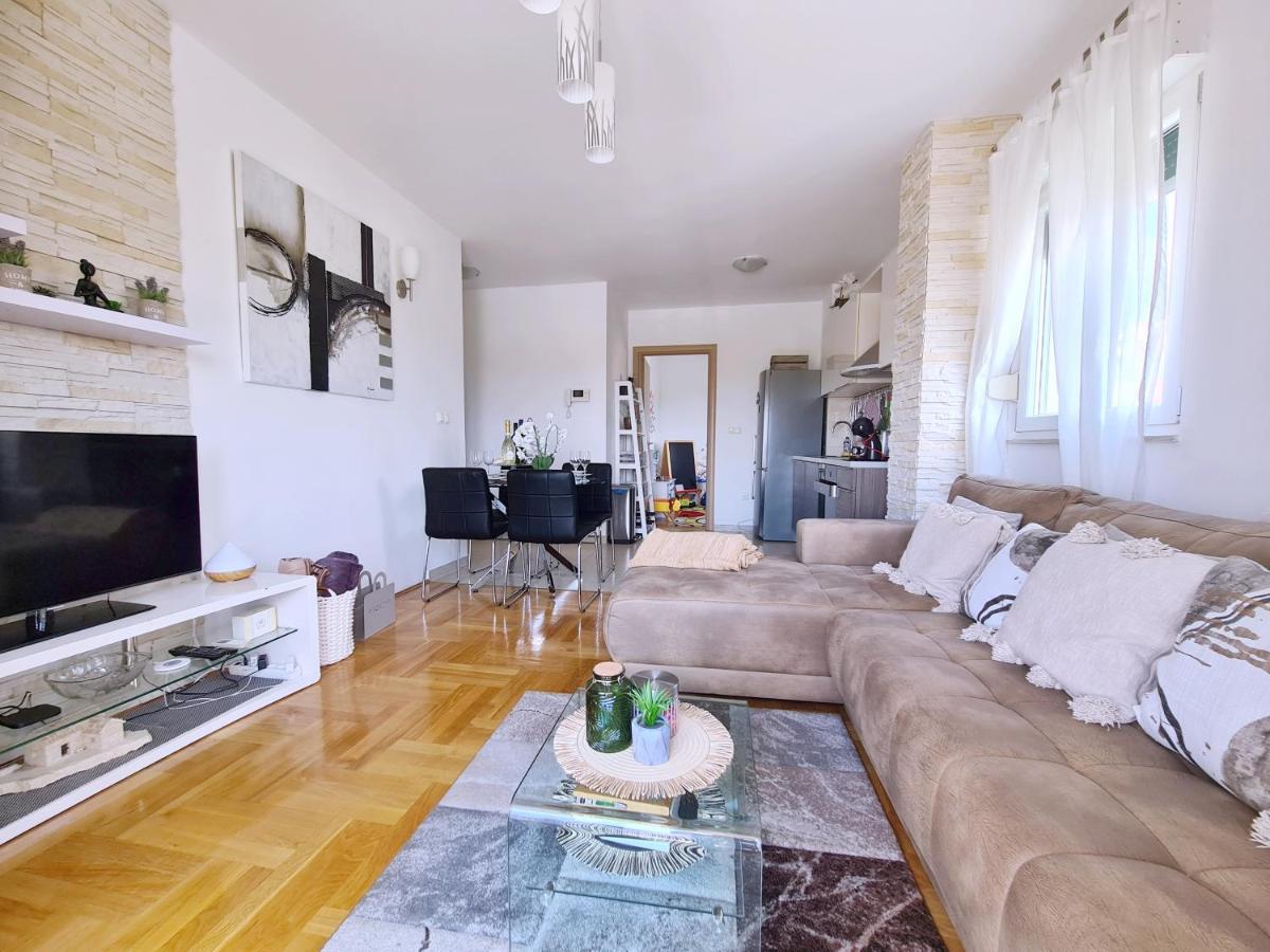 Luxury Apartment Salona エクステリア 写真