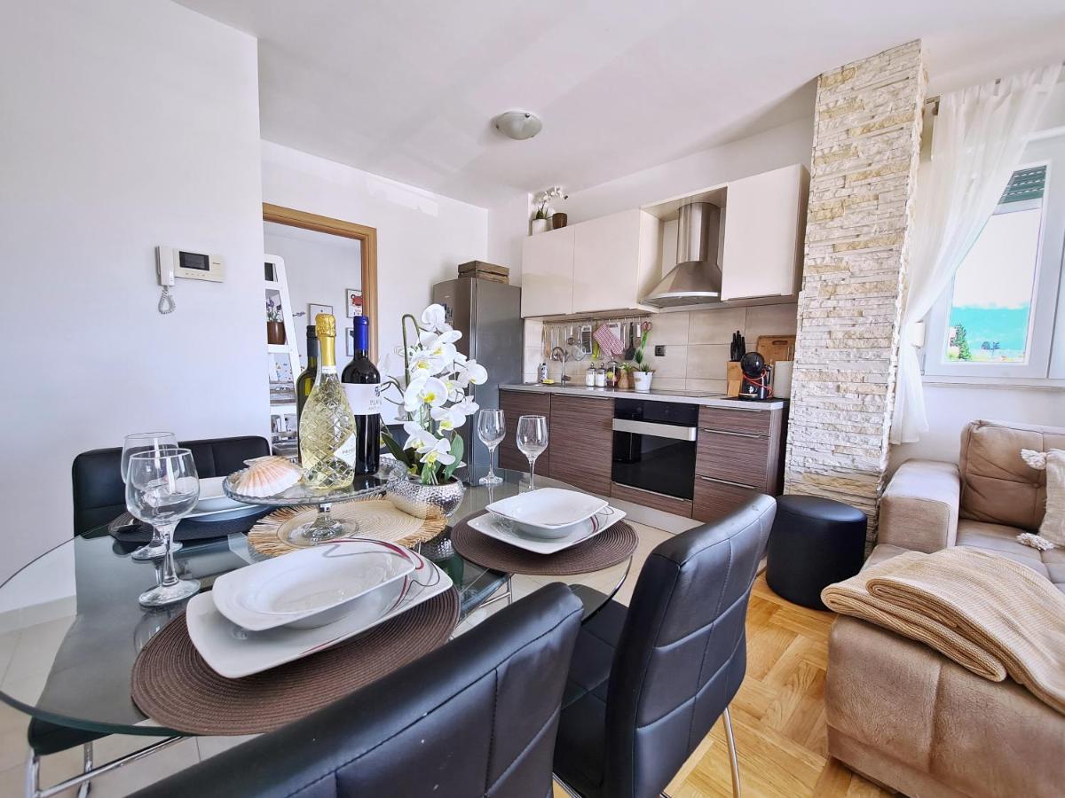 Luxury Apartment Salona エクステリア 写真